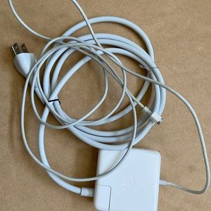 60W MagSafe Power Adapter Model No.:A1330